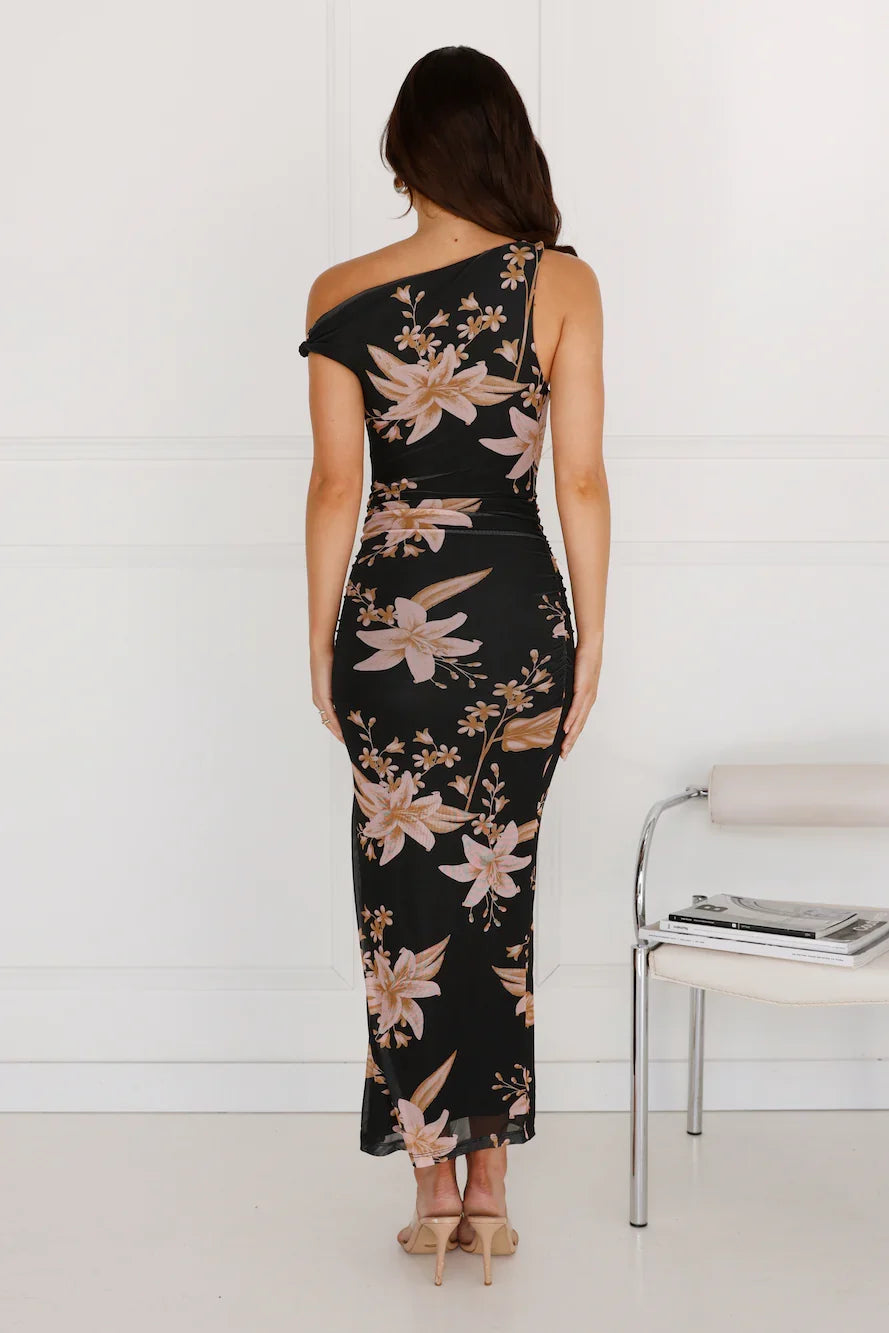 Stylish World Off Shoulder Maxi Dress Black