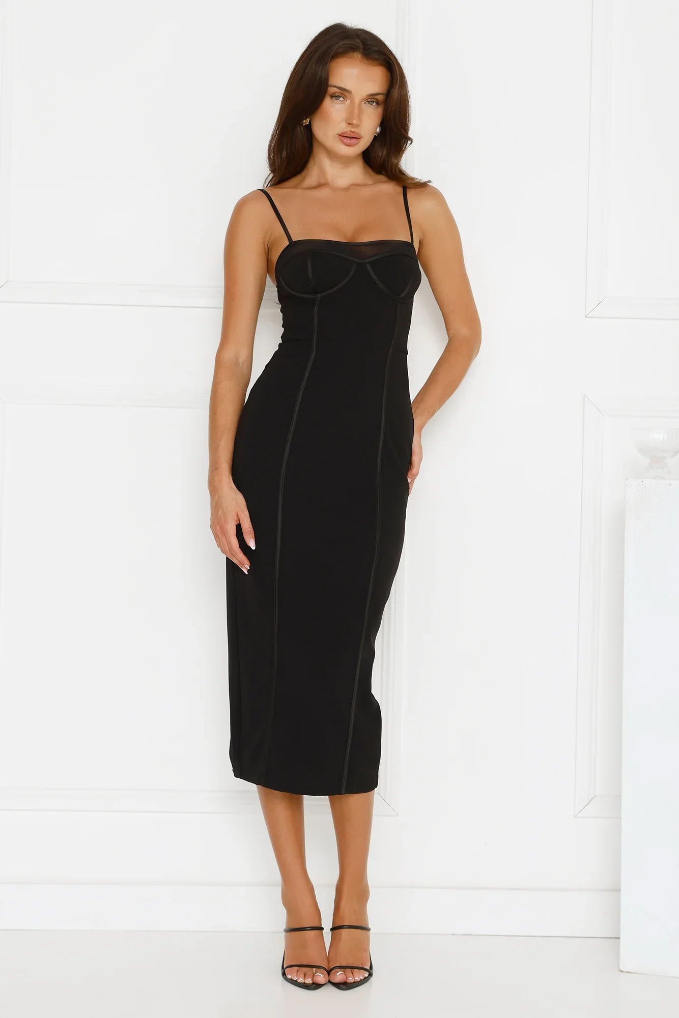 Vintage Desire Midi Dress Black